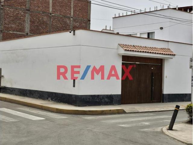 Casa De Playa En Venta En Playa Arica – Lurin