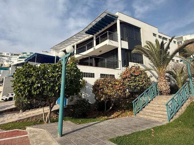 CASA DE PLAYA | 3 PISOS | 3ERA FILA | 9 DORM