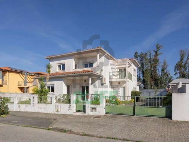 Casa de prestígio à venda Marinha Grande, Portugal