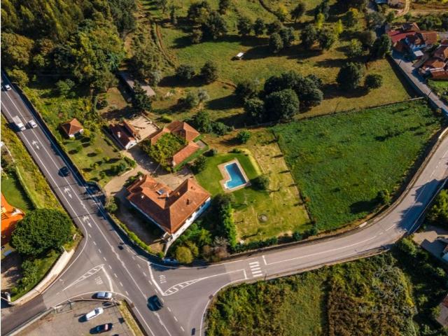 Casa de 796 m² à venda Oliveira de Azeméis, Aveiro