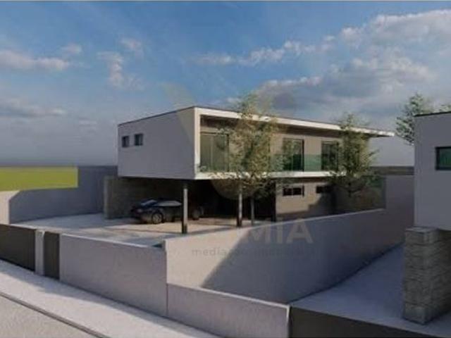Prestigiosa casa de 221 m² à venda Arcos de Valdevez, Viana do Castelo