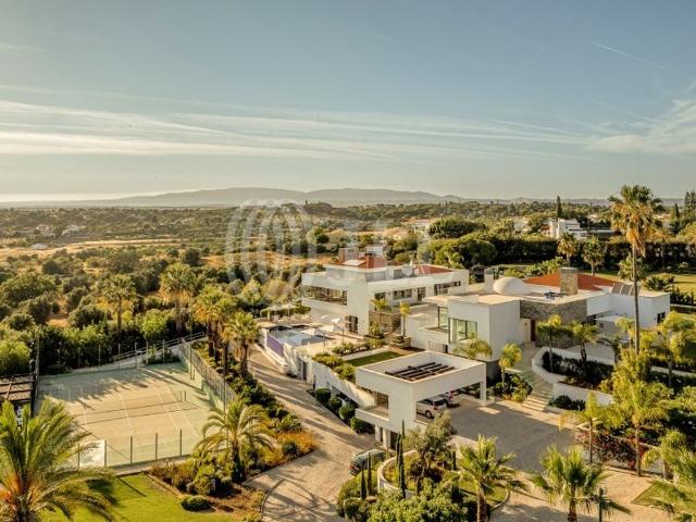 Casa de prestígio à venda Porches, Lagoa, Faro