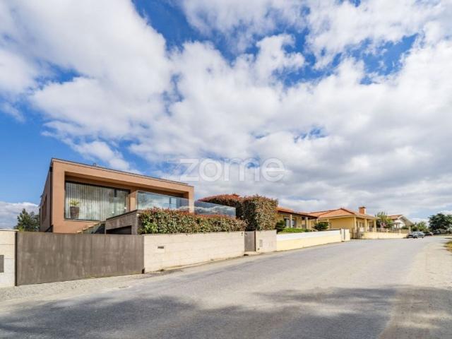 Casa de prestígio de 483 m² à venda Vila Verde, Portugal