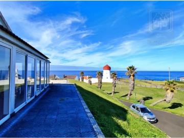 Prestigiosa casa de 491 m² à venda Ponta Delgada, Portugal