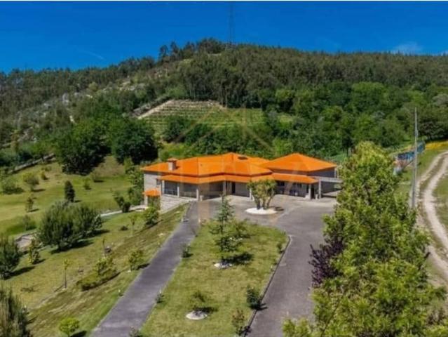 Casa de prestígio de 722 m² à venda Guimarães, Braga