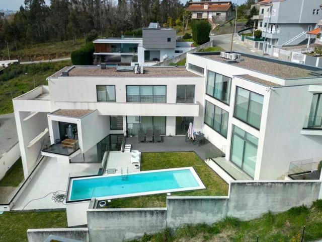 Casa de prestígio de 750 m² à venda Gondomar, Portugal
