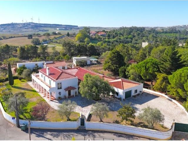 Casa de prestígio de 926 m² à venda Turcifal, Torres Vedras, Lisboa