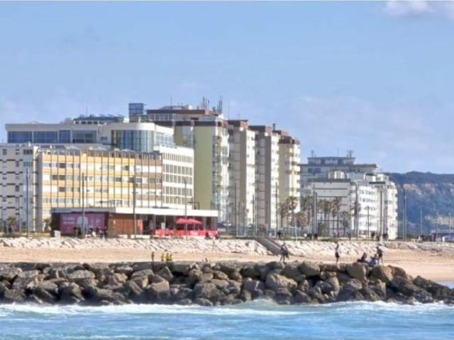 Casa de prestígio de 95 m² à venda Almada, Setúbal