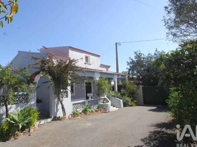 Casa de prestígio de 140 m² à venda Alto Fica, Faro