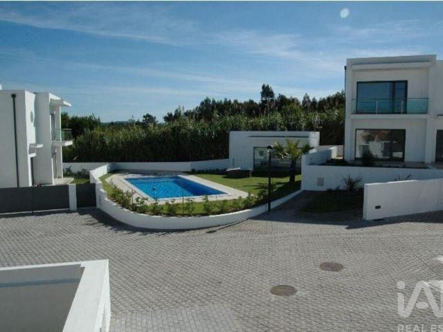 Casa de prestígio de 159 m² à venda Salir do Porto, Portugal