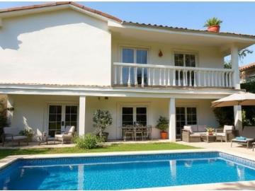 Casa de 1815 m² à venda Santiago do Cacém, Portugal