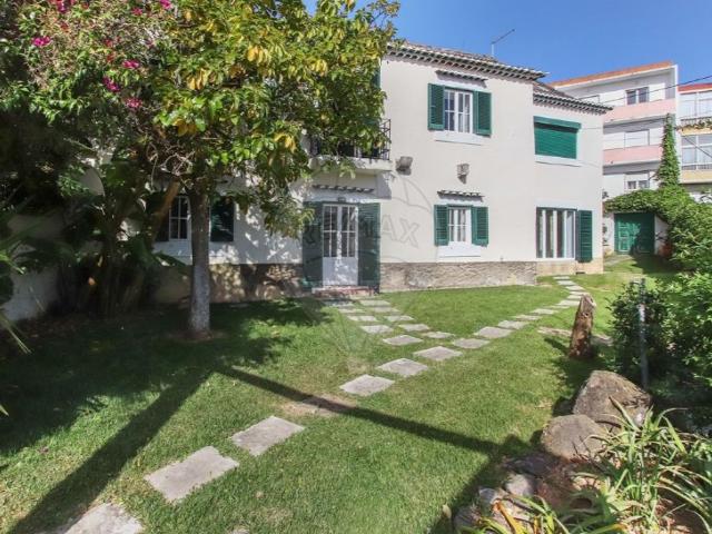 Prestigiosa casa de 208 m² para alugar Oeiras, Portugal