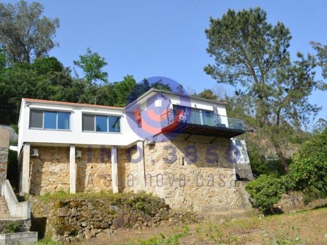 Casa de prestígio de 216 m² à venda Sever do Vouga, Aveiro