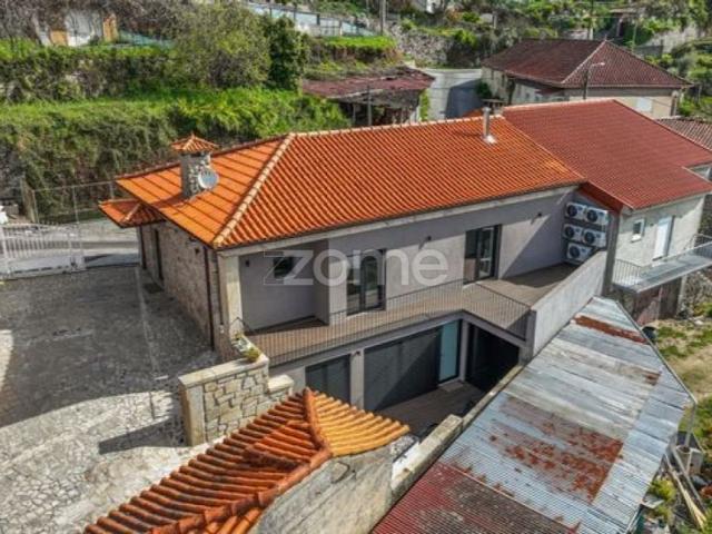 Casa de prestígio de 247 m² à venda Vila Verde, Portugal