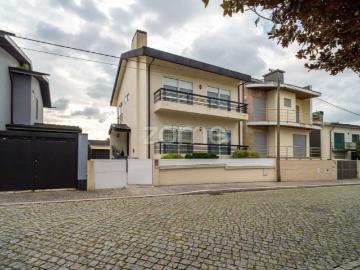 Vila Nova da Telha, Maia, Distrito de Porto