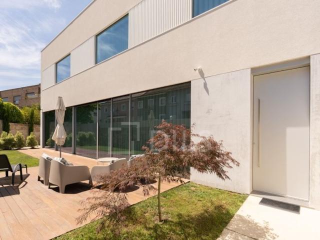 Casa de prestígio de 298 m² à venda Foz Lordelo do Ouro, Porto