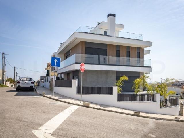 Casa de prestígio de 327 m² à venda Loures, Lisboa