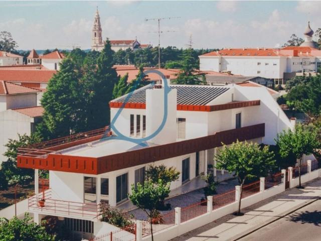 Casa de luxo de 370 m² à venda Vila Nova de Ourém, Santarém