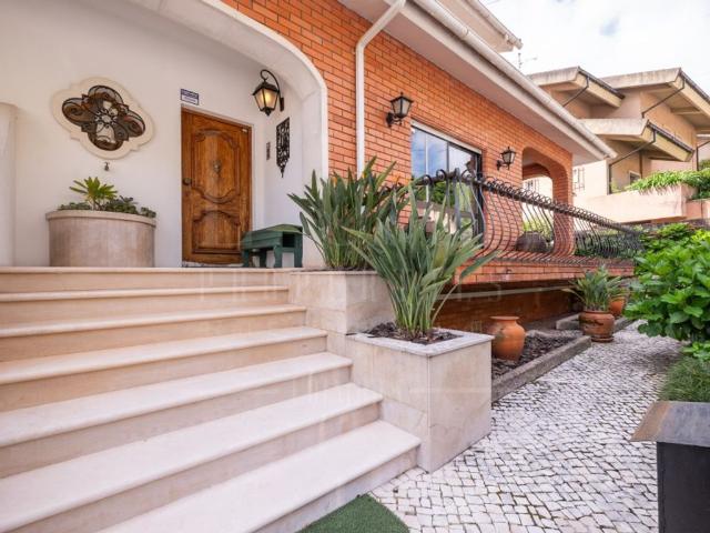 Casa de prestígio de 372 m² à venda Coimbra