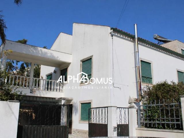 Casa de prestígio de 380 m² à venda Leiria