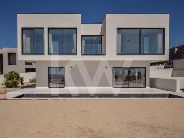 Prestigiosa casa de 399 m² à venda Amadora, Lisboa