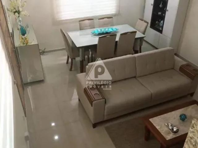 Casa de rua à venda, 4 quartos, Vila Isabel RIO DE JANEIRO/RJ