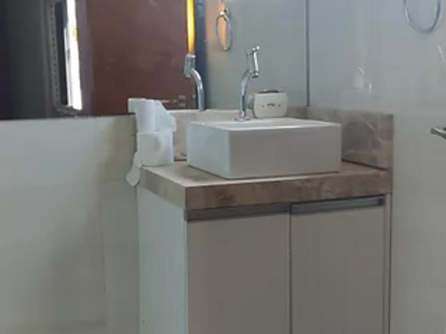 Casa de rua com casa sede de frentes e mais 6 casas de aluguel no mesmo prédio já com renda Cotia