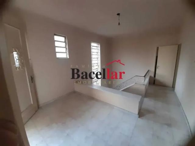 Casa de rua: Duplex / Residencial / Laranjeiras