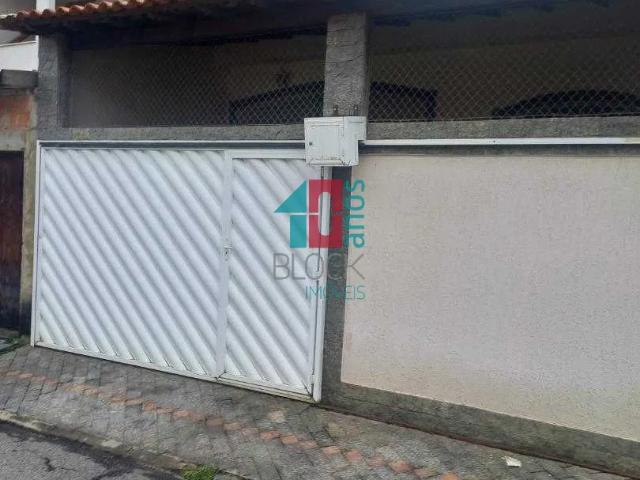Casa de rua para venda com 3 quartos em Campo Grande com 129m²
