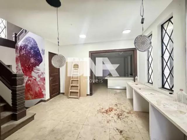 Casa de rua: / Residencial / Botafogo