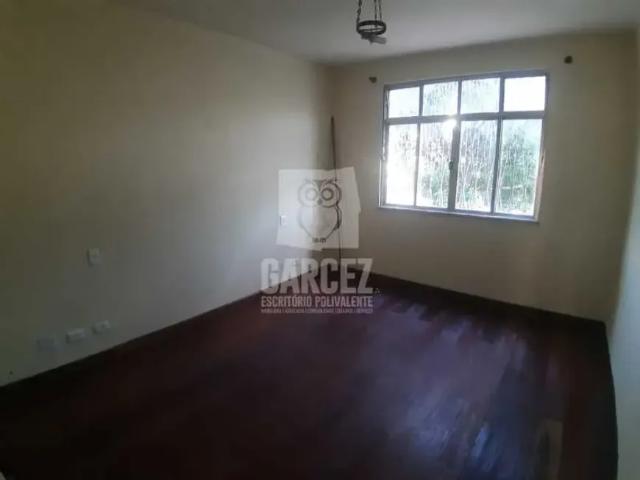 Casa de rua / Residencial / Oswaldo Cruz