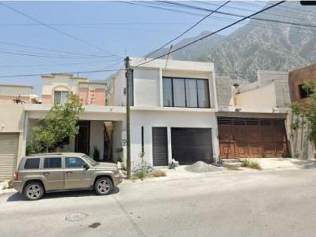 CASA DE RECUPERACION BANCARIA EN VILLAS DEL MIRADOR MONTERREY