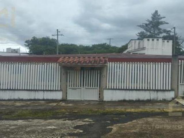 Casa de recuperación en venta en Laguna de Miradores, Emiliano Zapata, Veracruz