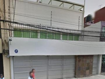 Casa De Remate con 300 m2 en Ciudad De los Deportes cerca de Monumental Plaza De Toros