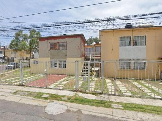 CASA DE REMATE EN ATIZAPAN, CERCA DE PLAZA GALERIAS ATIZAPAN