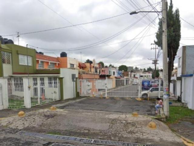 CASA DE REMATE EN CUATITLAN IZCALLI, CERCA DE MEGA IZCALLI