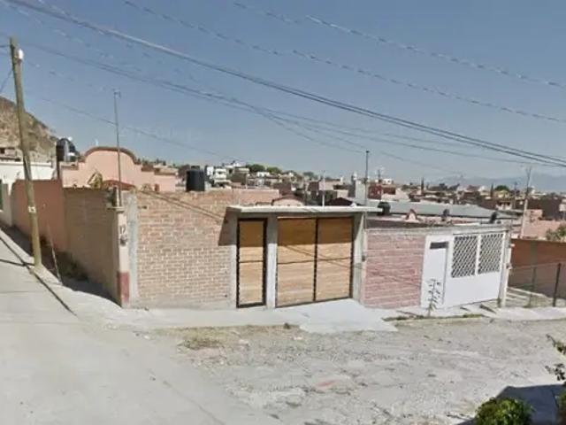 CASA DE REMATE EN GUANAJUATO LEON LAS FLORES DM
