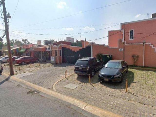 Casa de Remate en Paseos del Alba en Cuautitlan, Cerca de Plaza Cuautitlan