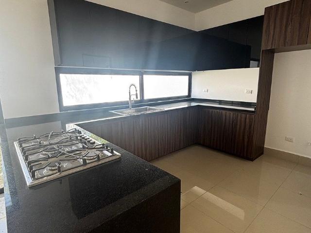 Casa de renta en PRIVADA DALIA / YERBANIZ