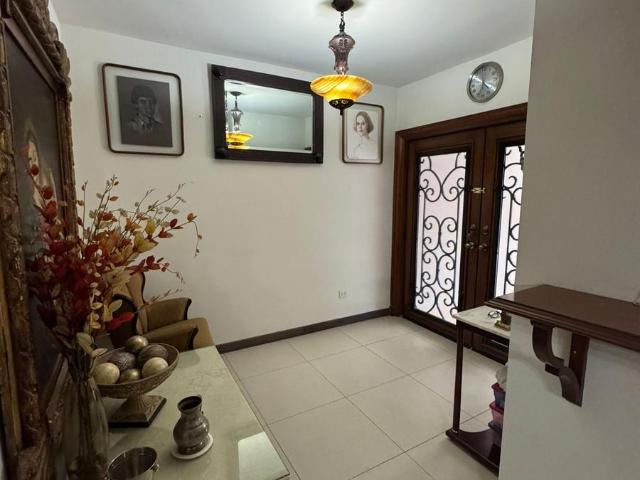 Casa de Renta Equipada en Residencial San Agustin, San Pedro Garza Garcia
