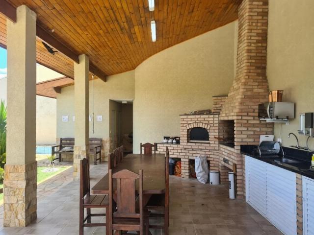 Casa de Sonho no Jardim Cinco Lagos
