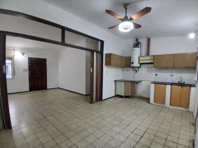 Casa de tres dormitorios con patio