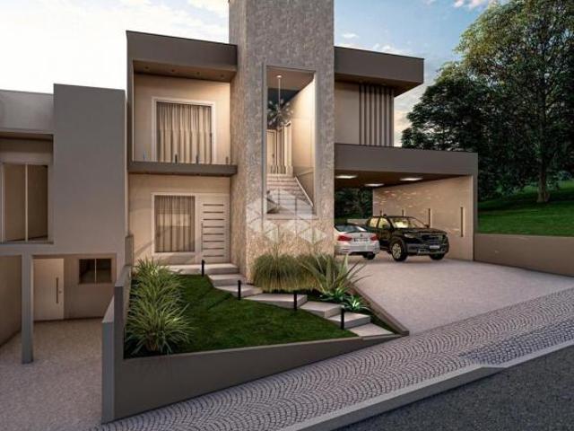 Casa de três dormitórios bairro San Marino