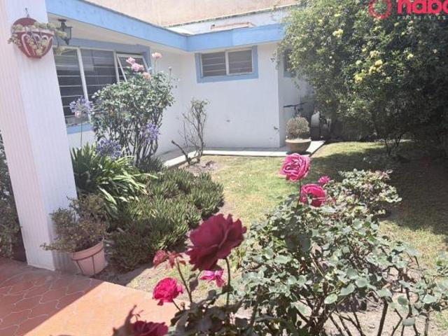 Casa de Un Nivel en Venta en Metepec | 833 m² de Terreno y Gran Jardín