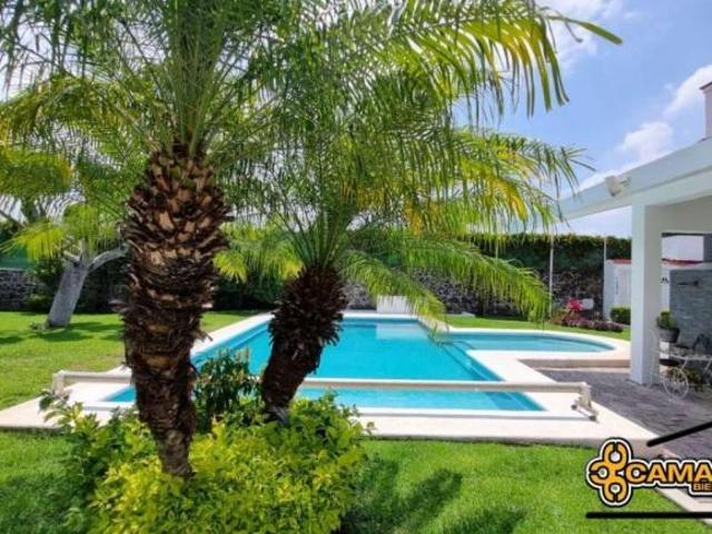 Casa de un nivel en Venta en Real de Oaxtepec OLC 4033