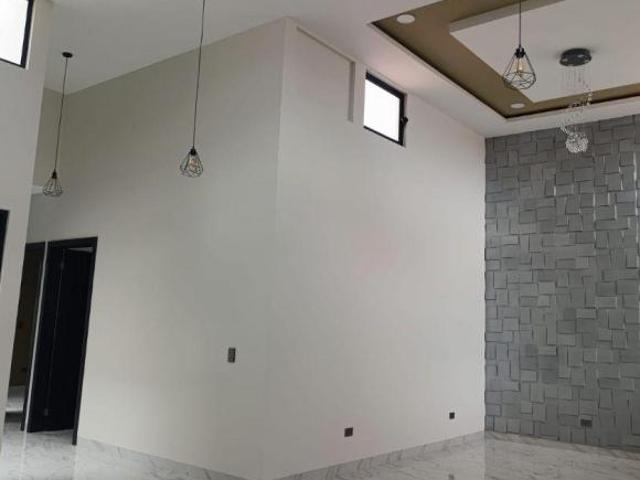 Casa de un piso con 200 m2 en Venta en Sta. Rosa Residencial, zona del Mezquital, Dgo