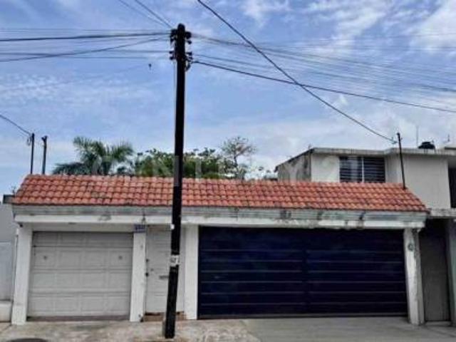 CASA DE UN PISO EN RENTA, COLONIA FLORIDA AV. MÉNDEZ, VILLAHERMOSA TABASCO