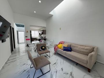CASA DE UN PISO EN RENTA EN ABADA AL NORPONIENTE DE AGUASCALIENTES
