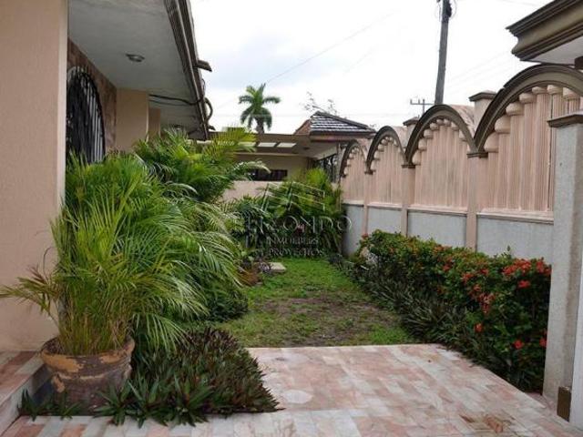 CASA DE UN PISO EN VENTA, COL. PETROLERA, $12’500,000
