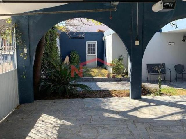 Casa de un piso equipada y amueblada, en venta Parques de la Cañada al sur de la ciudad